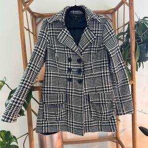 Timeless City Coat – Chic & Versatile